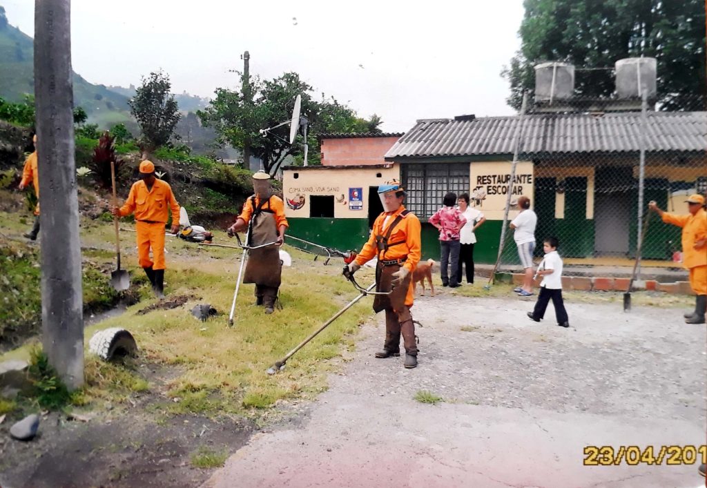 Labor social escuela La maria
